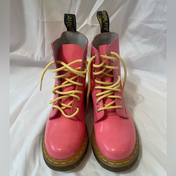 Dr. Martens Women's Pascal Boot,Acid Pink/Acid Yellow Patent, Rare fine - Picture 1 of 6